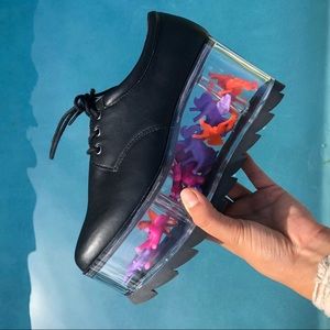 YRU qloud 2091 clear platforms